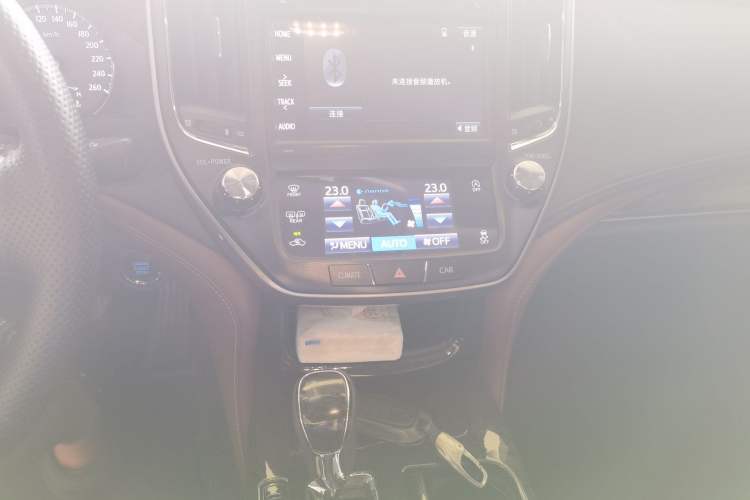Used Toyota Crown 2018 2.0T Sport Edition Audio And AC Panel