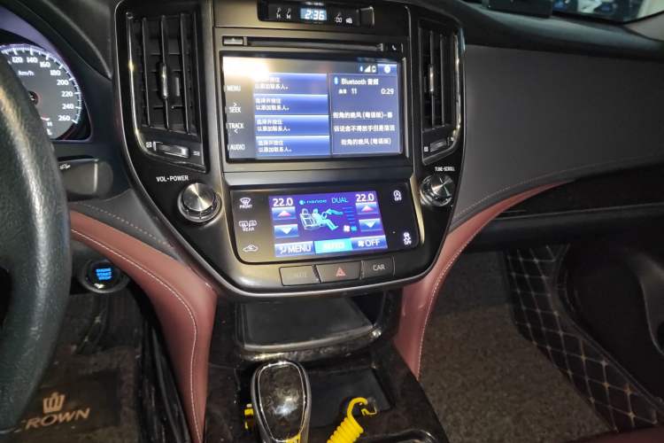 Used Toyota Crown 2018 2.0T Sport Edition Audio And AC Panel