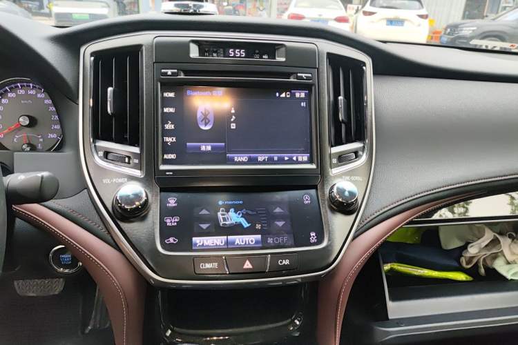 Used Toyota Crown 2018 2.0T Sport Edition Audio And AC Panel