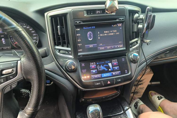 Used Toyota Crown 2018 2.0T Fashion Edition Audio And AC Panel