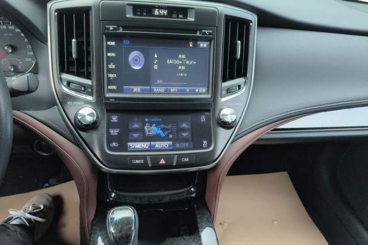 Used Toyota Crown 2018 2.0T Sport Edition Audio And AC Panel