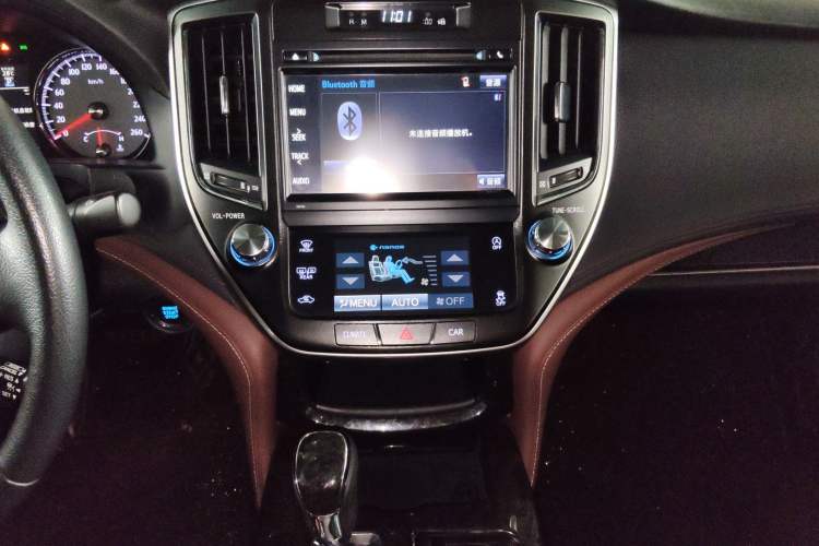 Used Toyota Crown 2018 2.0T Sport Edition Audio And AC Panel