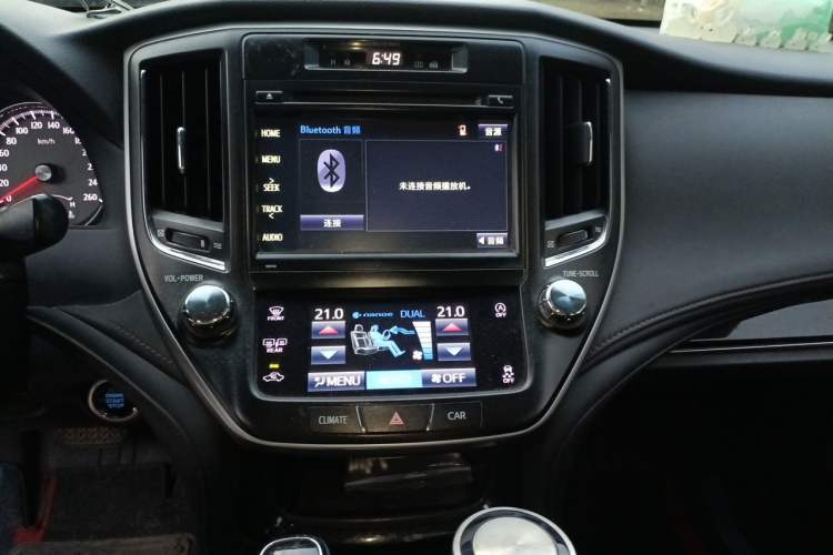 Used Toyota Crown 2018 2.0T Fashion Edition Audio And AC Panel