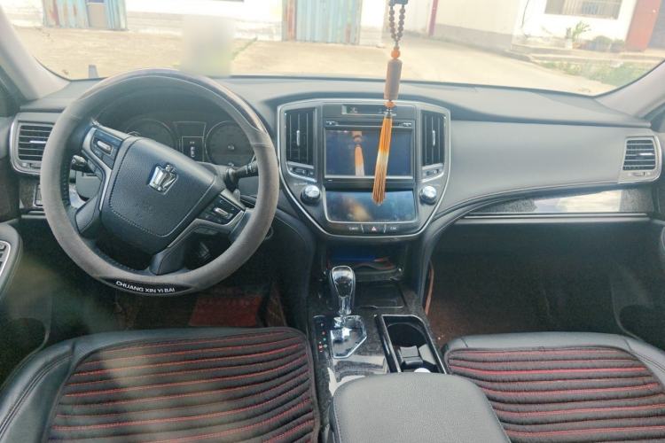 Used Toyota Crown 2018 2.0T Fashion Edition Center Console