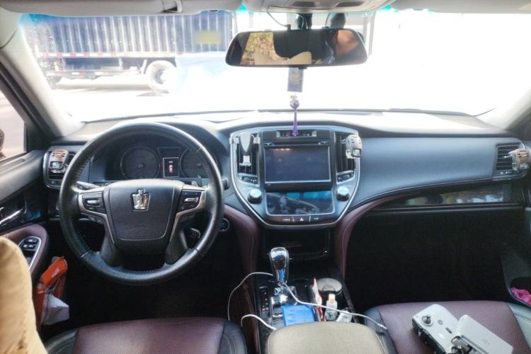 Used Toyota Crown 2018 2.0T Sport Edition Center Console