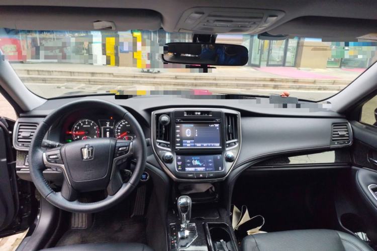 Used Toyota Crown 2018 2.0T Fashion Edition Center Console
