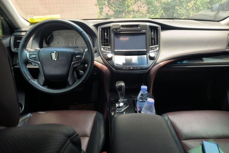 Used Toyota Crown 2018 2.0T Sport Edition Center Console