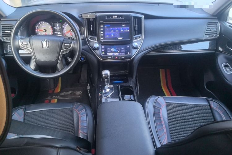 Used Toyota Crown 2018 2.0T Fashion Edition Center Console