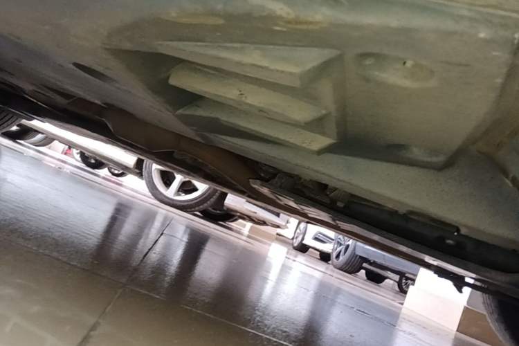 Used Toyota Crown 2018 2.0T Fashion Edition Chassis Front Right