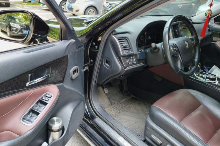 Used Toyota Crown 2018 2.0T Sport Edition Driver Seat