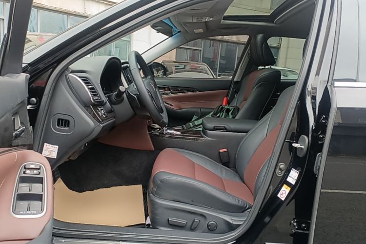 Used Toyota Crown 2018 2.0T Sport Edition Driver Seat