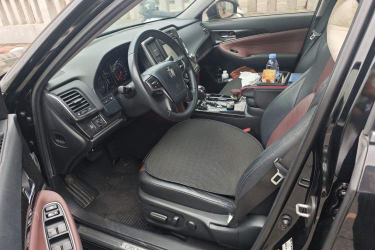 Used Toyota Crown 2018 2.0T Sport Edition Driver Seat