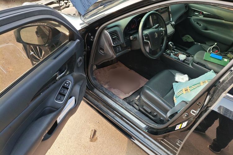 Used Toyota Crown 2018 2.0T Fashion Edition Driver Seat