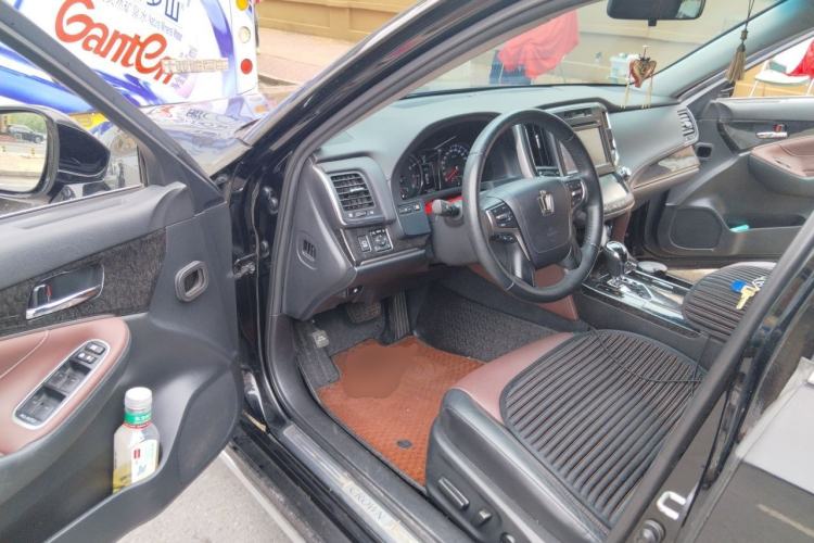 Used Toyota Crown 2018 2.0T Sport Edition Driver Seat