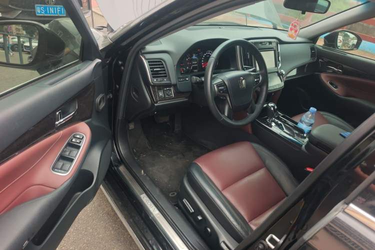 Used Toyota Crown 2018 2.0T Sport Edition Driver Seat