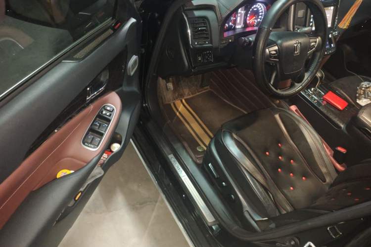 Used Toyota Crown 2018 2.0T Sport Edition Driver Seat