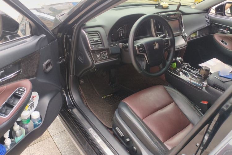 Used Toyota Crown 2018 2.0T Sport Edition Driver Seat