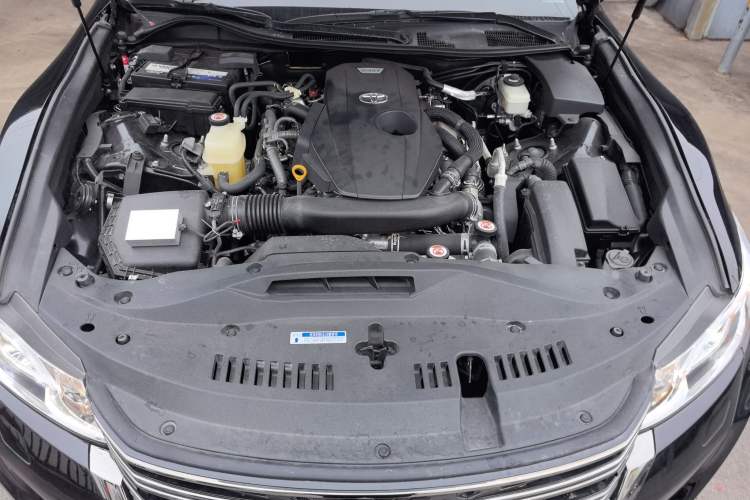 Used Toyota Crown 2018 2.0T Sport Edition Engine Bay