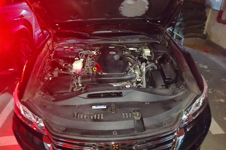 Used Toyota Crown 2018 2.0T Fashion Edition Engine Bay