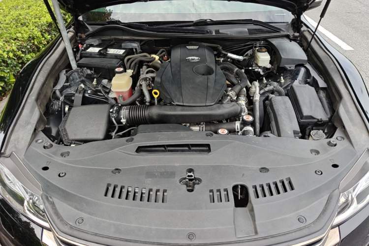 Used Toyota Crown 2018 2.0T Sport Edition Engine Bay