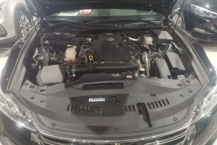 Used Toyota Crown 2018 2.0T Fashion Edition Engine Bay