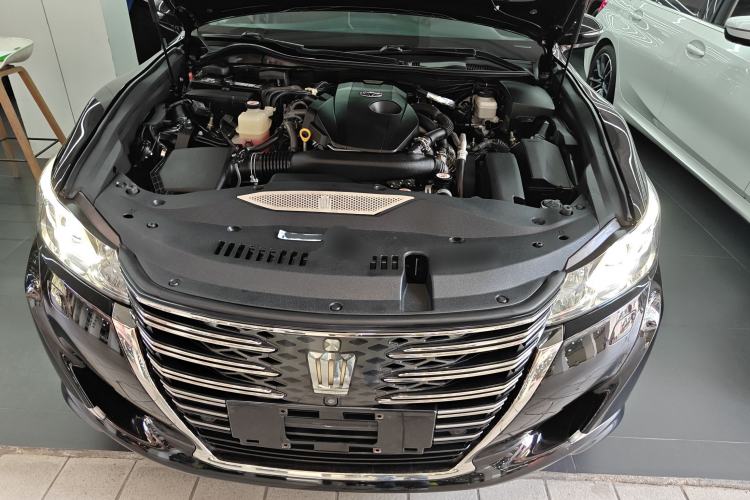 Used Toyota Crown 2018 2.0T Sport Edition Engine Bay