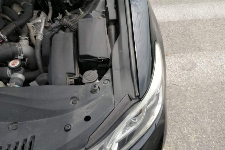 Used Toyota Crown 2018 2.0T Sport Edition Engine Bay Left