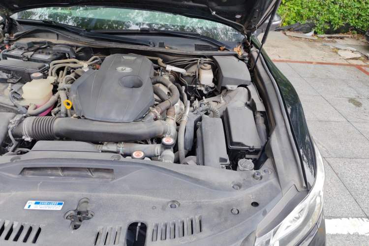 Used Toyota Crown 2018 2.0T Sport Edition Engine Bay Left