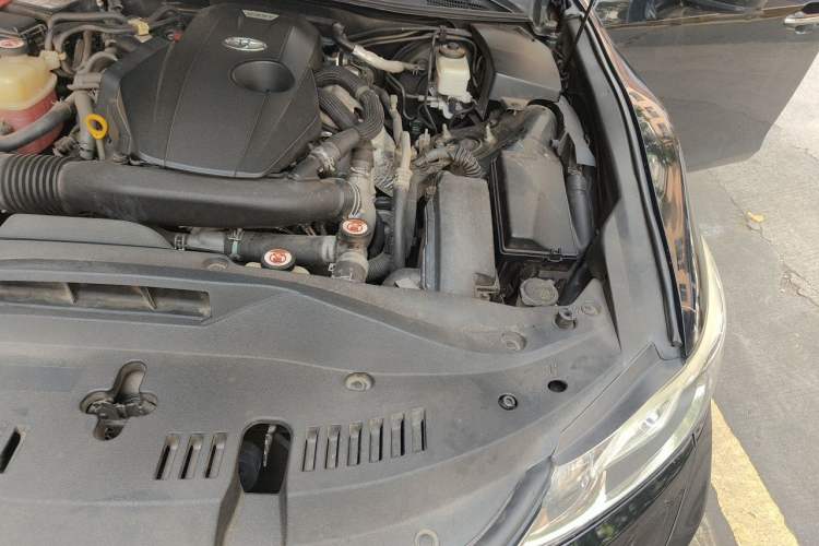 Used Toyota Crown 2018 2.0T Sport Edition Engine Bay Left