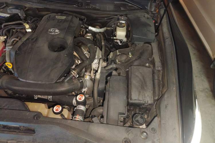Used Toyota Crown 2018 2.0T Sport Edition Engine Bay Left