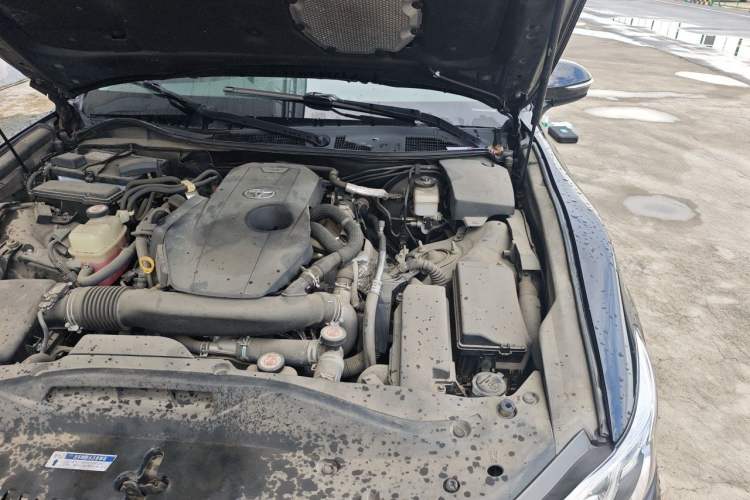 Used Toyota Crown 2018 2.0T Fashion Edition Engine Bay Left