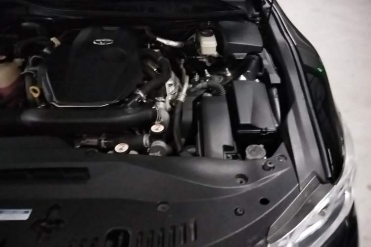Used Toyota Crown 2018 2.0T Sport Edition Engine Bay Left