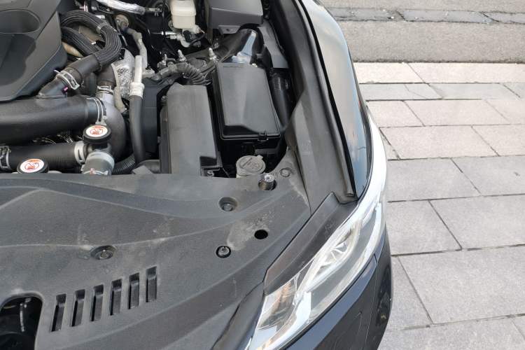 Used Toyota Crown 2018 2.0T Sport Edition Engine Bay Left