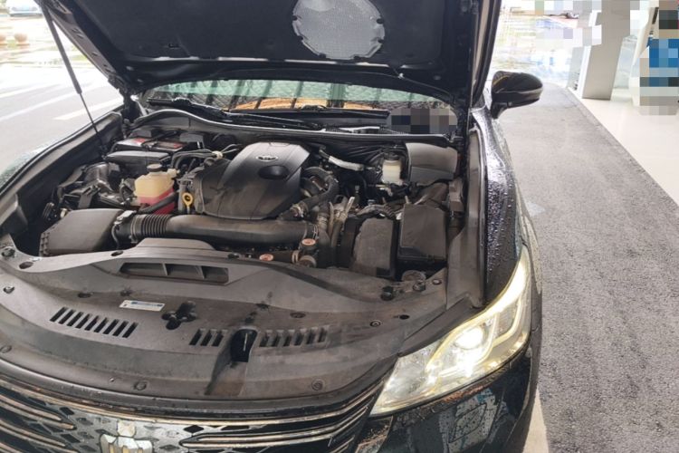 Used Toyota Crown 2018 2.0T Fashion Edition Engine Bay Left