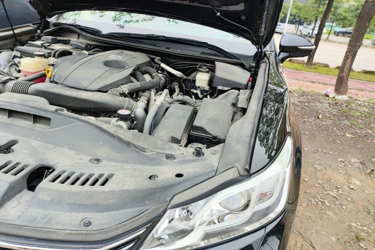 Used Toyota Crown 2018 2.0T Sport Edition Engine Bay Left