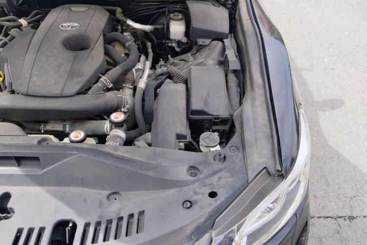 Used Toyota Crown 2018 2.0T Sport Edition Engine Bay Left