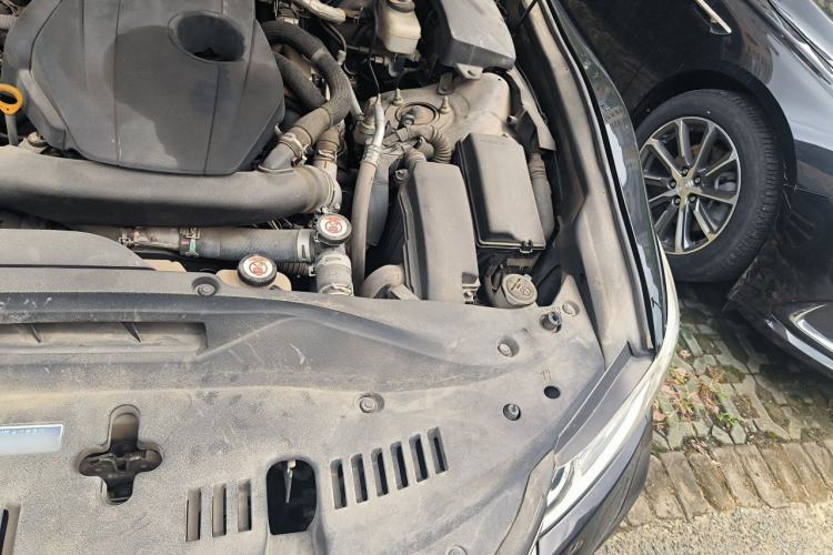 Used Toyota Crown 2018 2.0T Fashion Edition Engine Bay Left