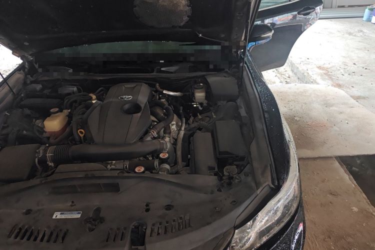 Used Toyota Crown 2018 2.0T Fashion Edition Engine Bay Left