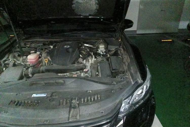 Used Toyota Crown 2018 2.0T Sport Edition Engine Bay Left