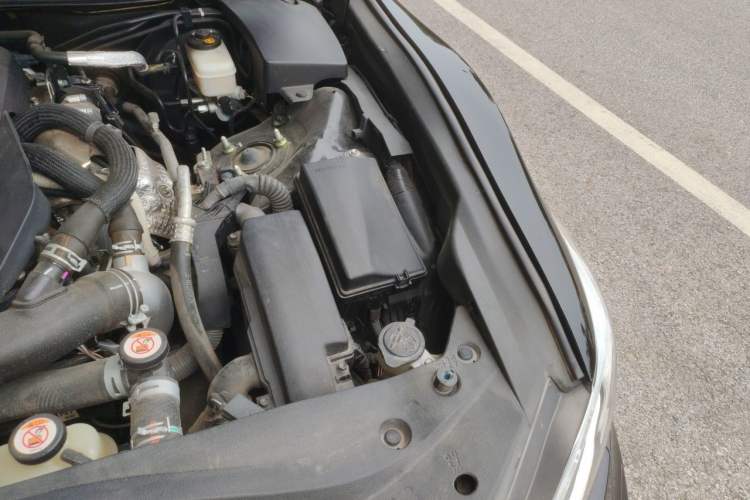 Used Toyota Crown 2018 2.0T Sport Edition Engine Bay Left