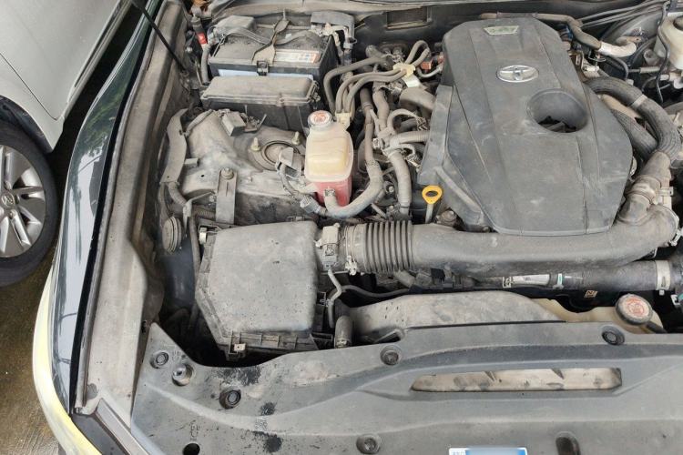 Used Toyota Crown 2018 2.0T Sport Edition Engine Bay Right