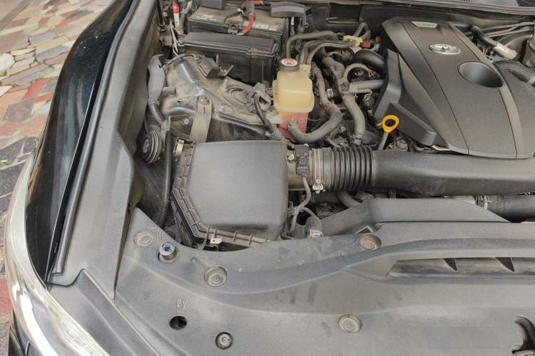 Used Toyota Crown 2018 2.0T Sport Edition Engine Bay Right