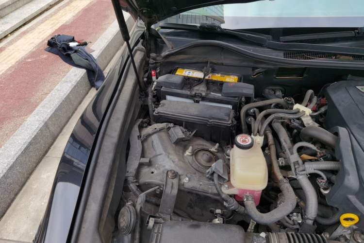 Used Toyota Crown 2018 2.0T Fashion Edition Engine Bay Right
