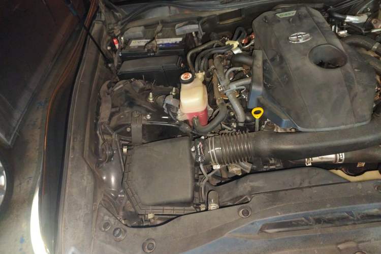 Used Toyota Crown 2018 2.0T Sport Edition Engine Bay Right