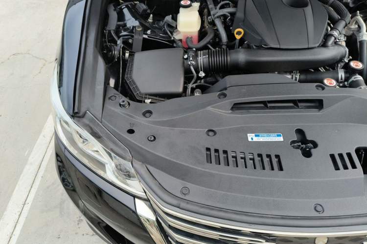 Used Toyota Crown 2018 2.0T Sport Edition Engine Bay Right