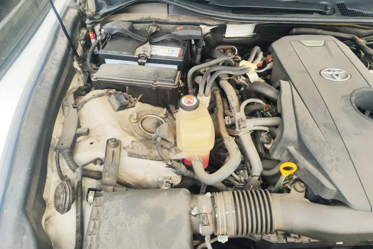 Used Toyota Crown 2018 2.0T Sport Edition Engine Bay Right
