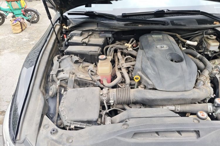 Used Toyota Crown 2018 2.0T Sport Edition Engine Bay Right