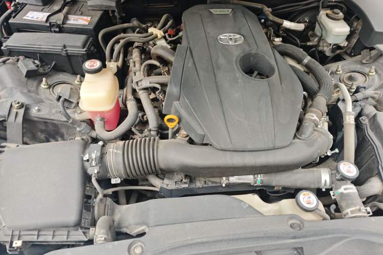 Used Toyota Crown 2018 2.0T Sport Edition Engine Bay