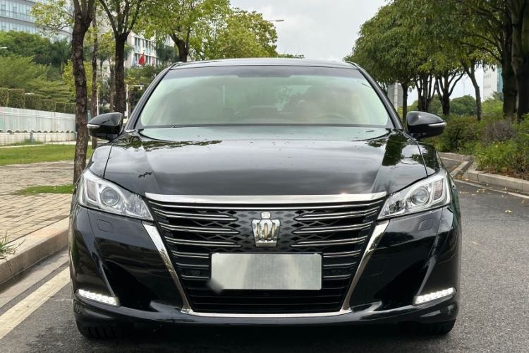 Used Toyota Crown 2018 2.0T Fashion Edition Exterior 1