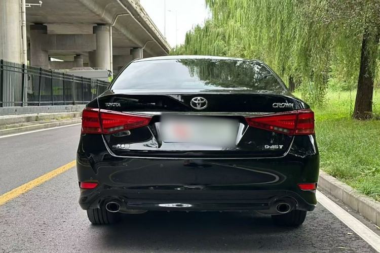 Used Toyota Crown 2018 2.0T Fashion Edition Exterior 3